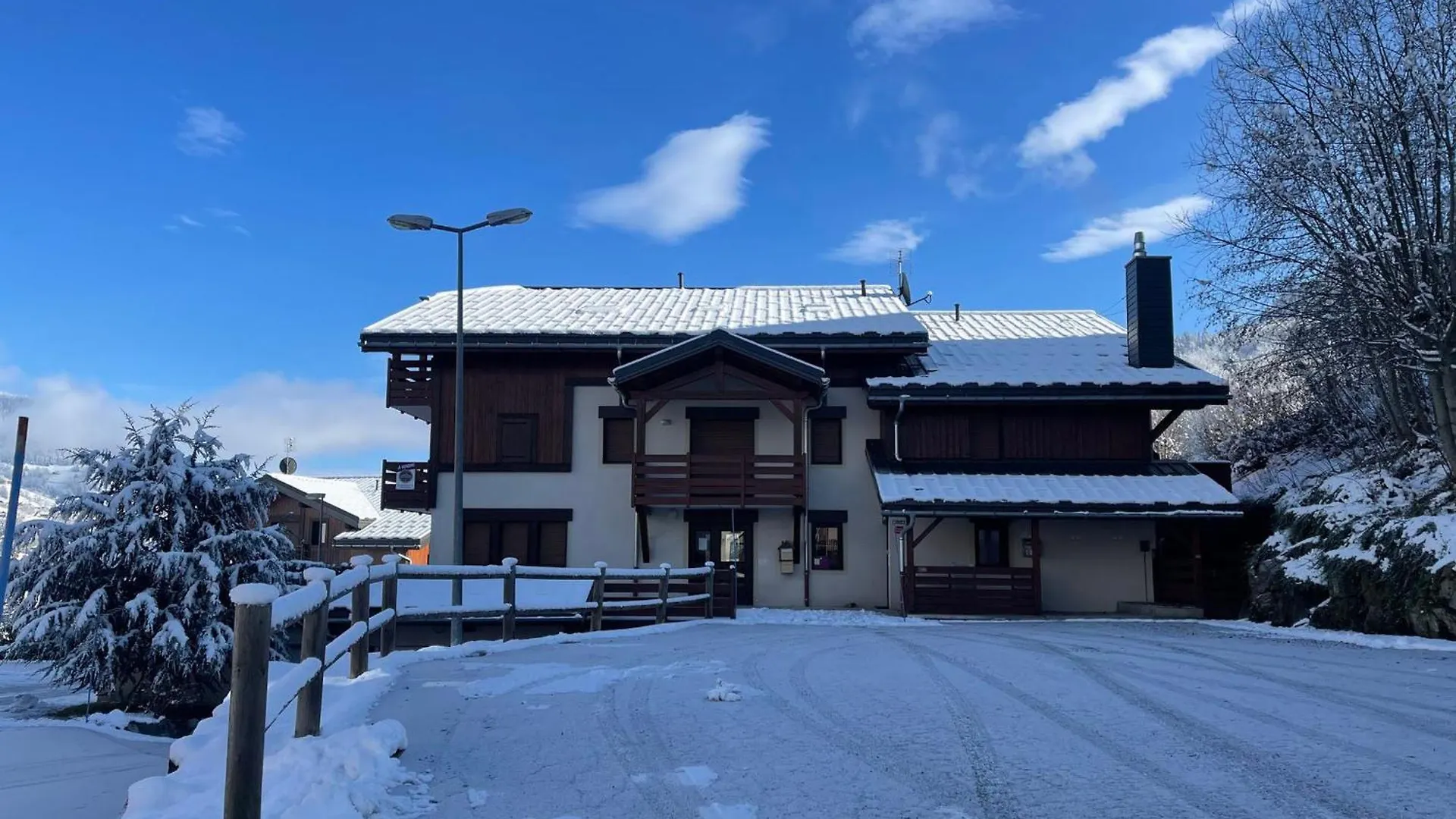 פלומה Appartement 2 Chambres Au Pied Des Pistes Avec Piscine Interieure - Fr-1-505-228 0*,